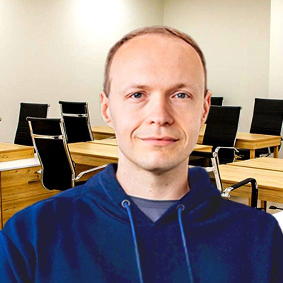 Dr Bartosz Grobelny